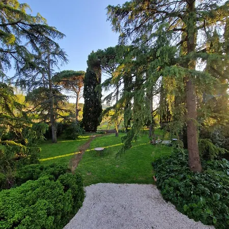 Calicanto - Dimora Nel Parco Δωμάτια σε οικογενειακή κατοικία