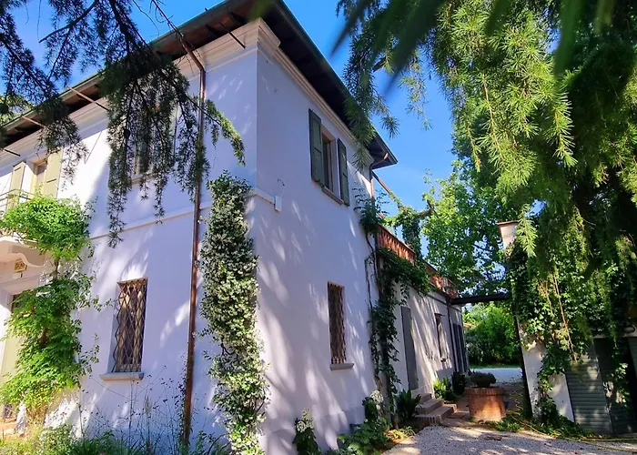 Calicanto - Dimora Nel Parco Pansiyon *