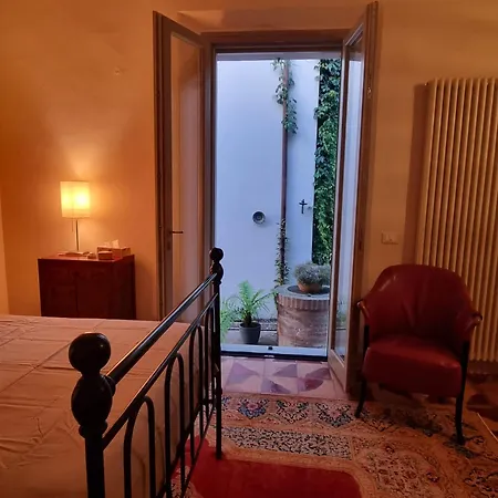 Δωμάτια σε οικογενειακή κατοικία Calicanto - Dimora Nel Parco